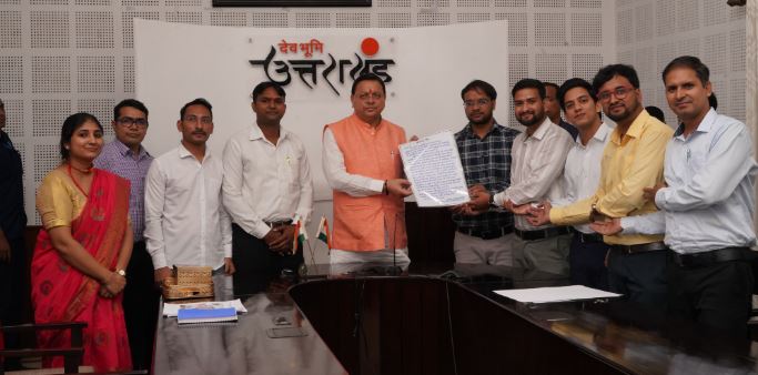 उत्तराखंड प्रांतीय सिविल सेवा में चयनित अभ्यर्थियों ने सीएम का जताया आभार
