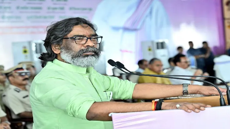 झारखंड के नए मुख्यमंत्री के तौर पर हेमंत सोरेन आज लेंगे शपथ