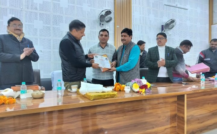 महायुति की जीत के बाद महाराष्ट्र की महिलाओं को मिलेंगे 3000 रुपये? पढ़िए क्या है मामला