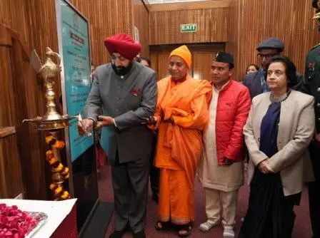 राज्यपाल ने किया राजभवन में एचएनबी चिकित्सा शिक्षा विवि की ओर से आयोजित नेत्र रोग जागरूकता गोष्ठी एवं मोतियाबिंद ऑपरेशन सप्ताह का शुभारंभ