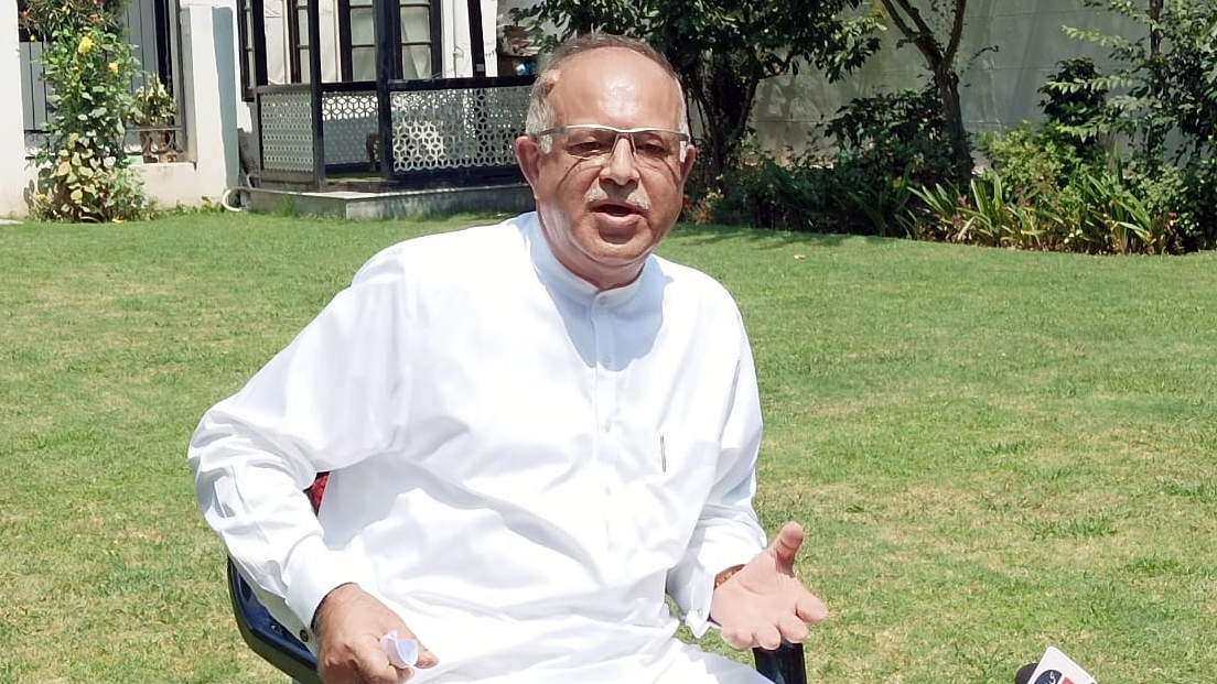 अध्यक्ष ने पार्टी के वरिष्ठ नेताओं के साथ बैठक कर दिए निर्देश, चुनाव में हारे हुए उम्मीदवारों का हौसला भी बढ़ाया