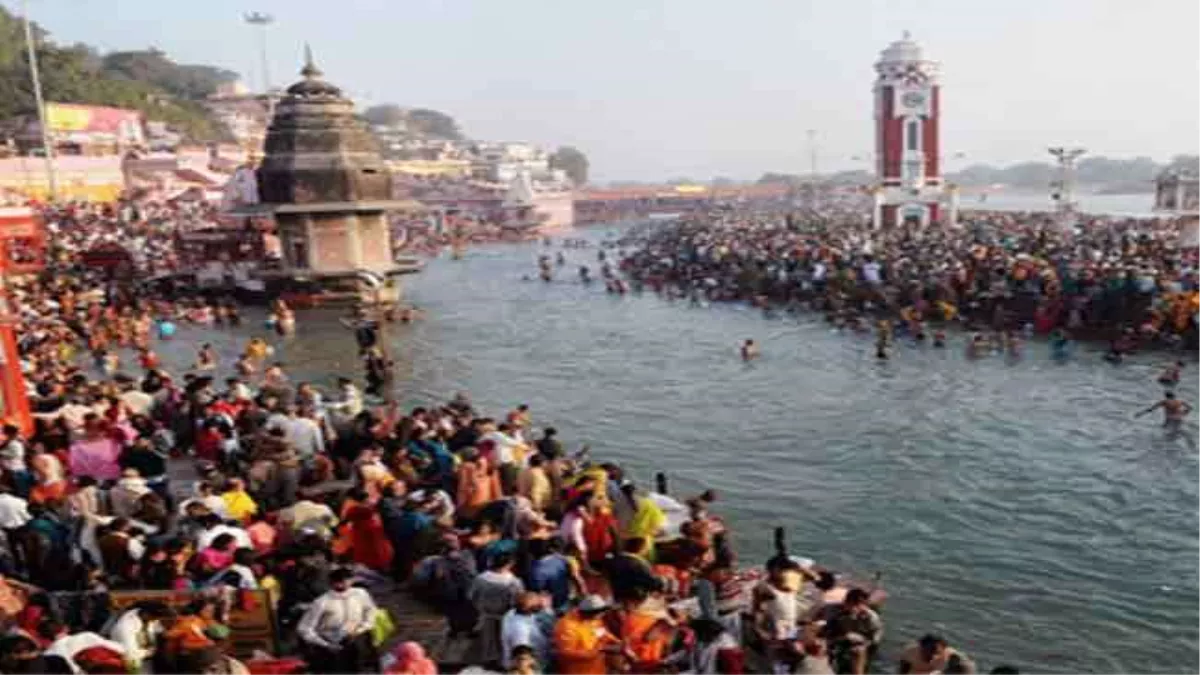 सोमवती अमावस्या स्नान पर्व आज, श्रद्धाुलओं की भारी भीड़ से खचाखच भरे गंगा के सभी घाट