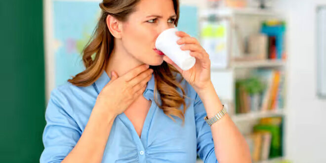 सर्दियों में अपने गले को साफ रखने के लिए अपनाएं ये घरेलू उपाय, नहीं होगी खराश