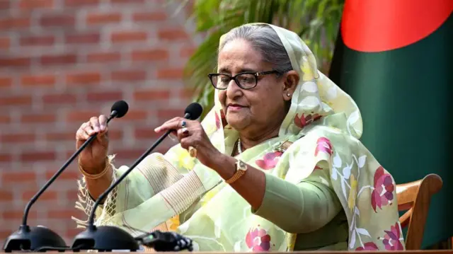 बांग्लादेश ने भारत से शेख हसीना के प्रत्यर्पण का औपचारिक अनुरोध किया