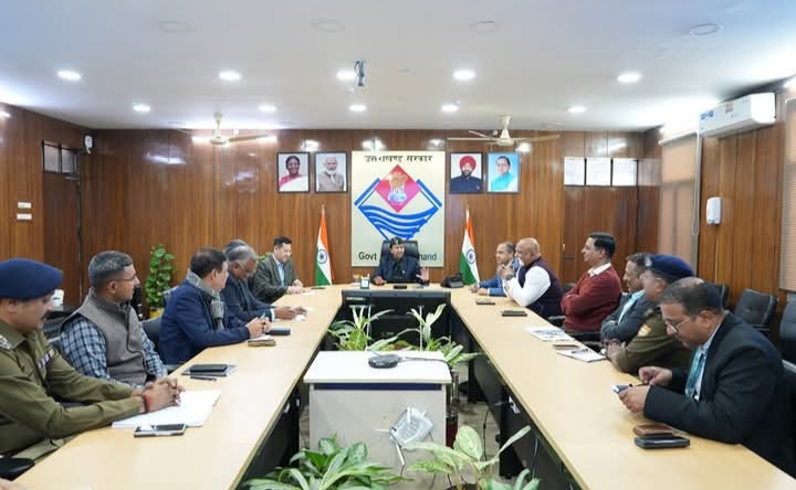 मुख्य सचिव राधा रतूड़ी ने राज्य में चल रहे 38वें राष्ट्रीय खेलों की व्यवस्थाओं की समीक्षा की