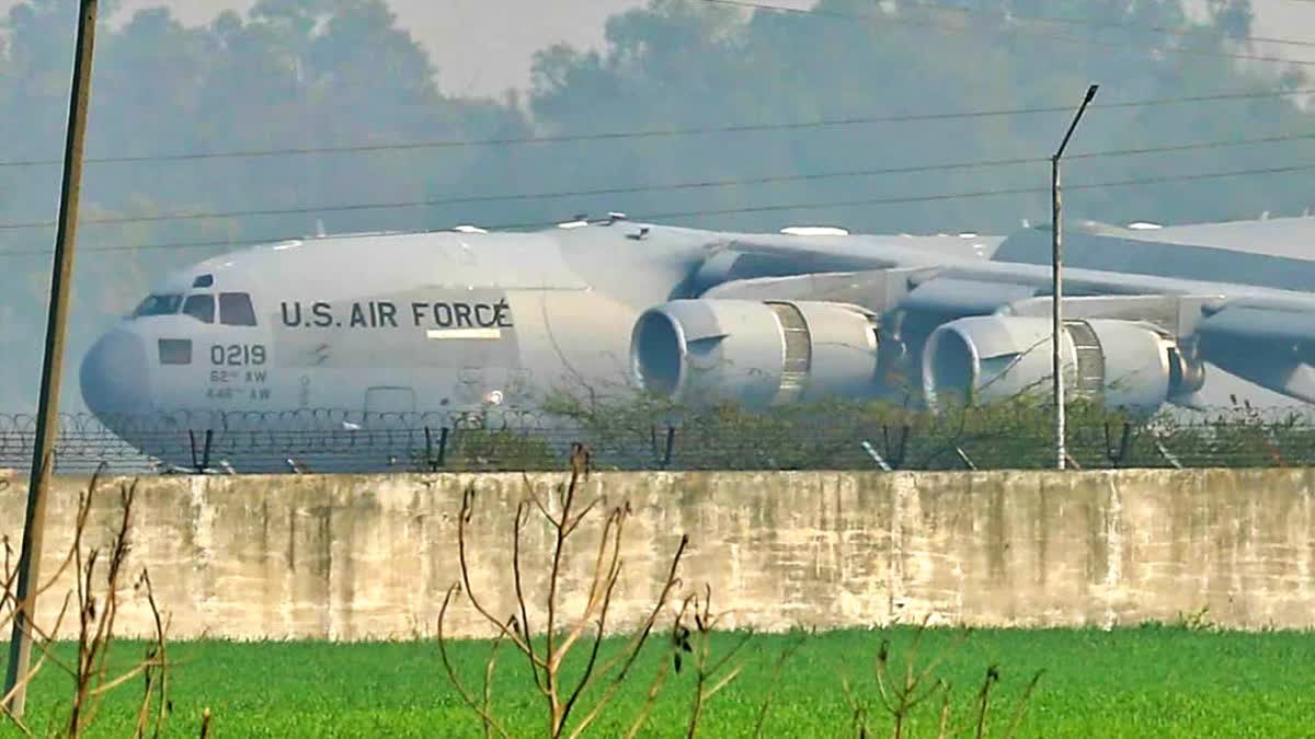 अमेरिका से डिपोर्ट होकर 13 लोगों की घर वापसी,अमेरिका जाने क लिए इन लोगो ने बेची अपनी जमीन