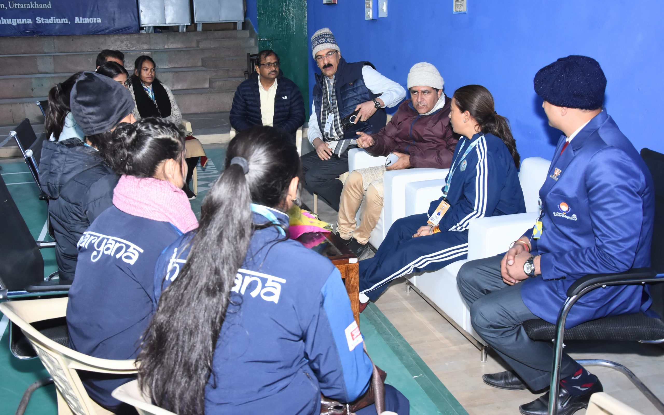 मेहमान खिलाड़ियों का हाल-चाल जानने अल्मोड़ा पहुंची खेल मंत्री
