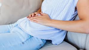 क्या आप भी पेट संबंधी बीमारियों से हैं परेशान, तो इन पांच योगासनों की मदद से पा सकते हैं आराम