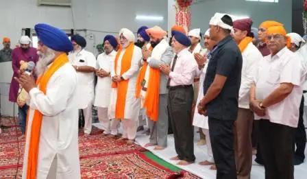 बैसाखी पर्व के शुभ अवसर पर राज्यपाल ने डोईवाला स्थित श्री गुरु सिंघा सभा गुरुद्वारा में श्रद्धापूर्वक माथा टेका