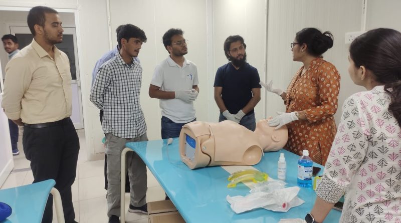 मुख्यमंत्री धामी के नेतृत्व में सुगम और सुरक्षित चारधाम यात्रा के लिए स्वास्थ्य विभाग की तैयारी तेज