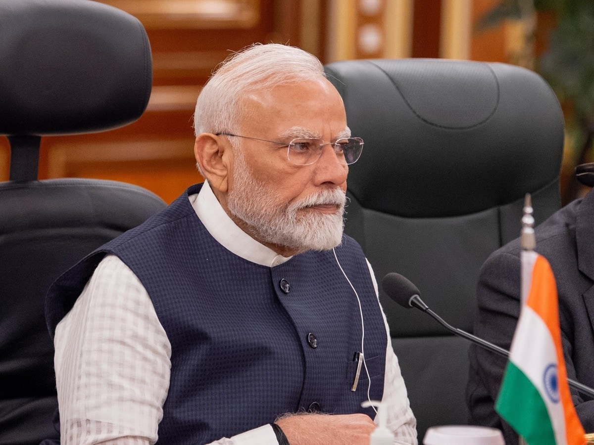 पीएम मोदी ने पहलगाम के मृतकों को दी श्रद्धांजलि