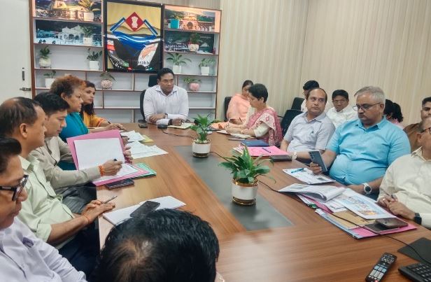 धामी सरकार की सतर्कता चारधाम यात्रा के लिए सुदृढ़ स्वास्थ्य व्यवस्था सुनिश्चित