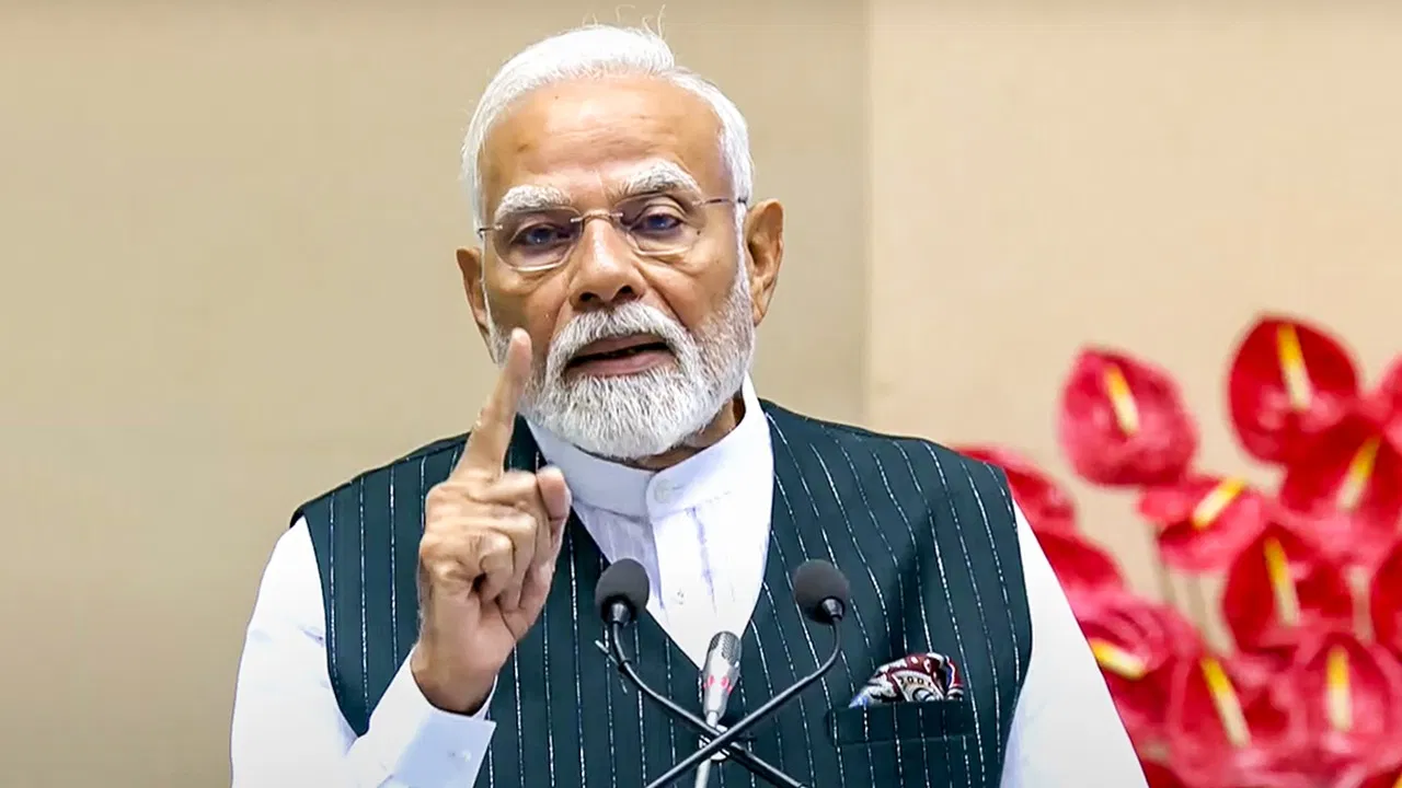 पीएम मोदी ने 17वें सिविल सेवा दिवस कार्यक्रम में लिया हिस्सा