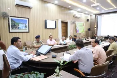 डीएम की अध्यक्षता में हुई पीसीपीएनडीटी सलाहकार समिति की बैठक