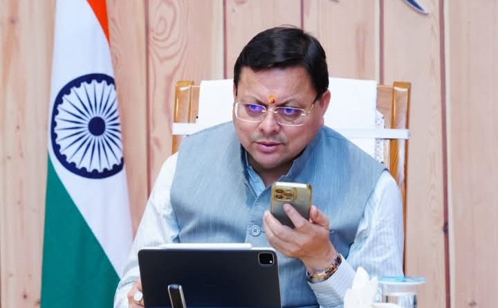 सीएम हेल्पलाइन – मुख्यमंत्री ने शिकायतकर्ताओं से पूछा आपका काम हुआ कि नहीं?