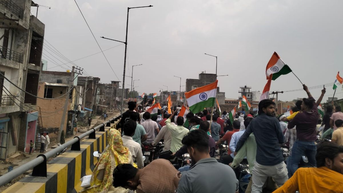 जम्मू-कश्मीर में बलिदान हुए जवान के पिता का हौसला देख हर कोई कर रहा सलाम