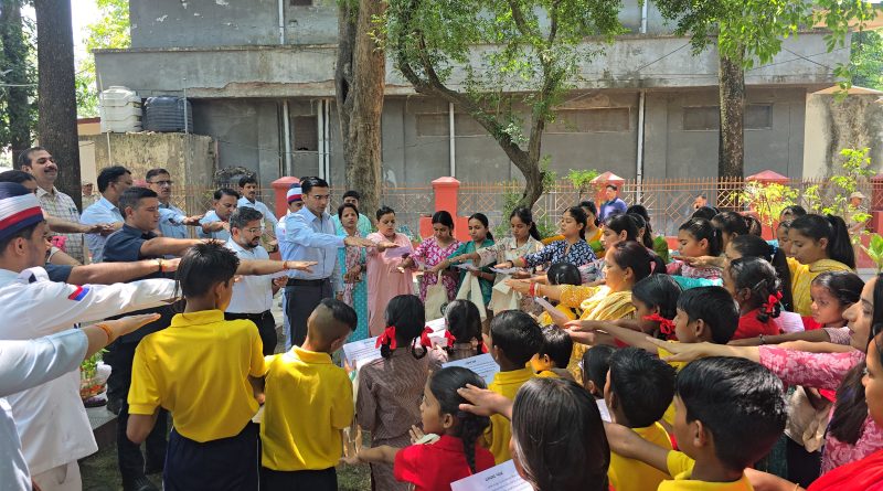 छोटो-छोटे प्रयासों से लाए जा सकते हैं बड़े-बड़े बदलावः डीएम