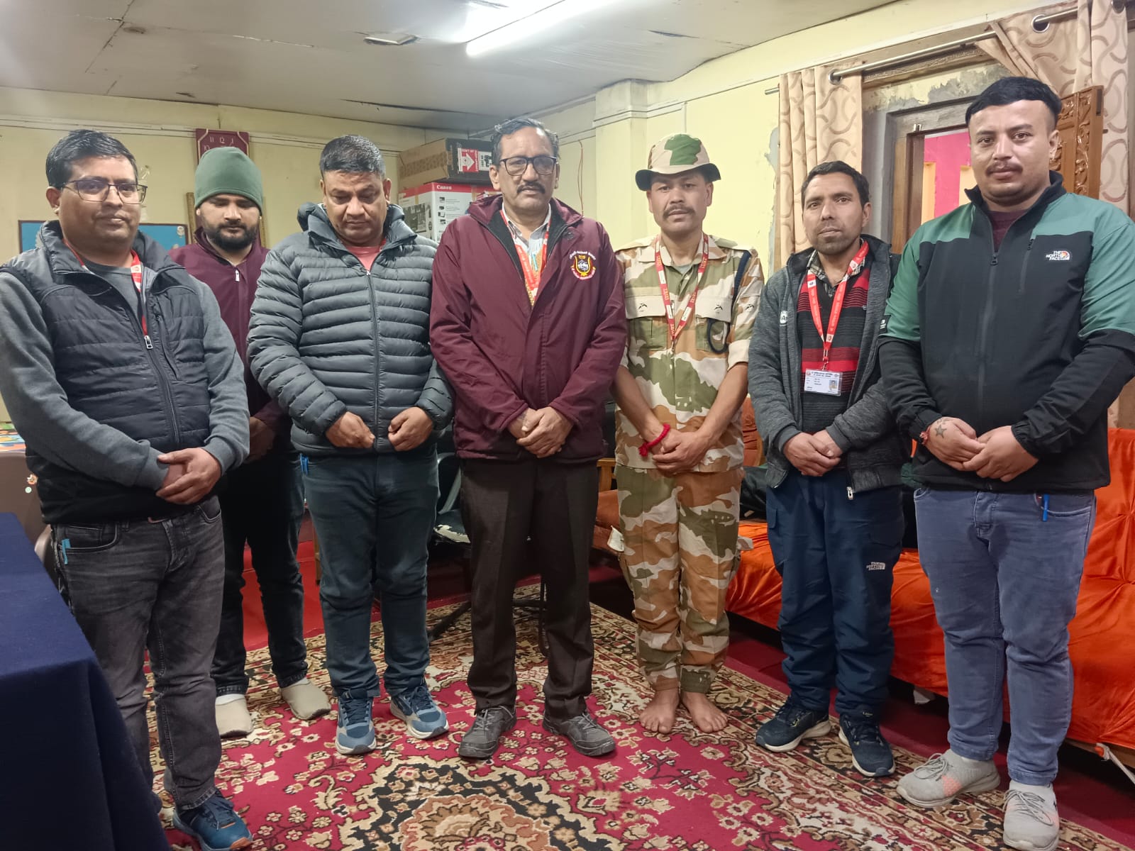 श्री बदरीनाथ – केदारनाथ मंदिर समिति कर्मचारी संघ ने केदारनाथ हैलीकॉप्टर दुर्घटना एवं अहमदाबाद विमान दुर्घटना के दिवंगतों को श्रद्धांजलि दी।