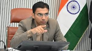 एक और बैंक आया जिला प्रशासन के रडार पर, डीएम ने काटी आरसी, कभी भी हो सकता है सील