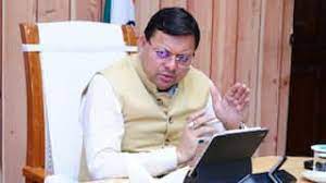 ताबड़तोड़ बैटिंग में सीएम धामी, दो दिन में 7 विभागों की कर डाली समीक्षा