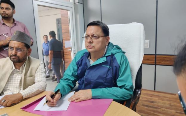 धराली आपदा- मुख्यमंत्री पुष्कर सिंह धामी के निर्देश पर स्वास्थ्य विभाग अलर्ट मोड में