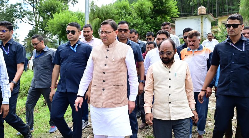 सीएम धामी ने थराली में आपदा प्रभावित क्षेत्रों का निरीक्षण किया