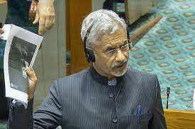 डोनाल्ड ट्रंप की विदेश नीति का जिक्र कर क्या बोले जयशंकर?