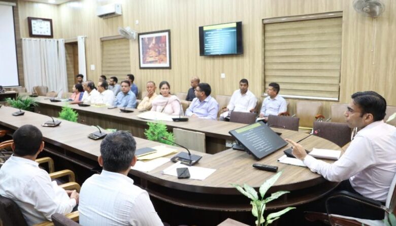 गोसदनों में सप्ताह में दो बार पशुओं का हेड काउंट अनिवार्य रूप से कराया जाए- डीएम